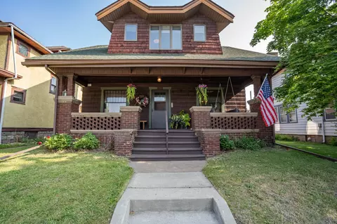 411 8th St S, Virginia, MN 55792