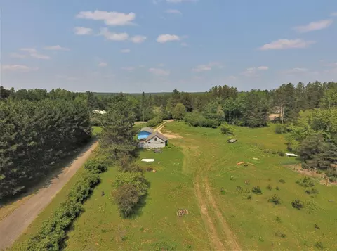 8404 Nelson Rd, Britt, MN 55710