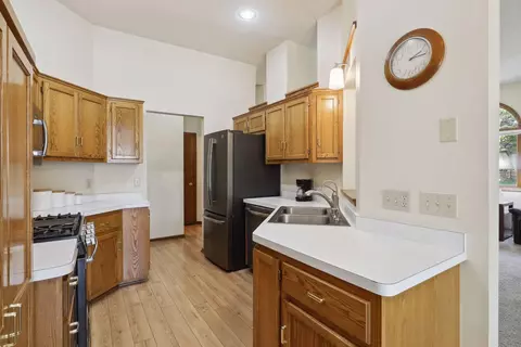 4174 Arbor Ln, Eagan, MN 55122 photo 14