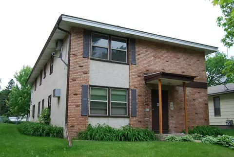 2824 31st Ave S, Minneapolis, MN 55406