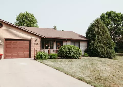 304 Lilac Ct NE, Waseca, MN 56093