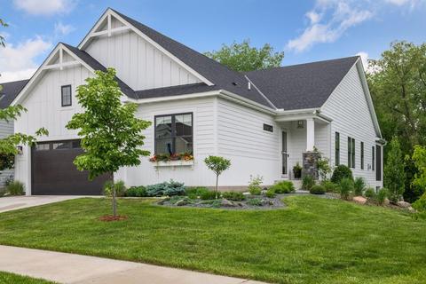 5740 Ayrshire Ln, Shorewood, MN 55331