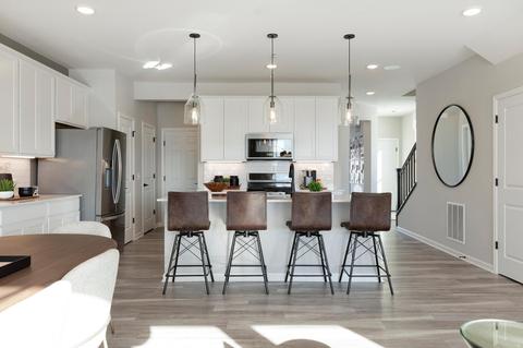 17937 Giants Way, Lakeville, MN 55044