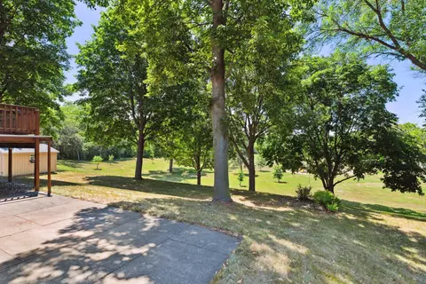 10653 Johnson Rd, Bloomington, MN 55437 photo 37