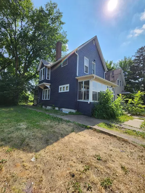602 Reaney Ave, Saint Paul, MN 55130