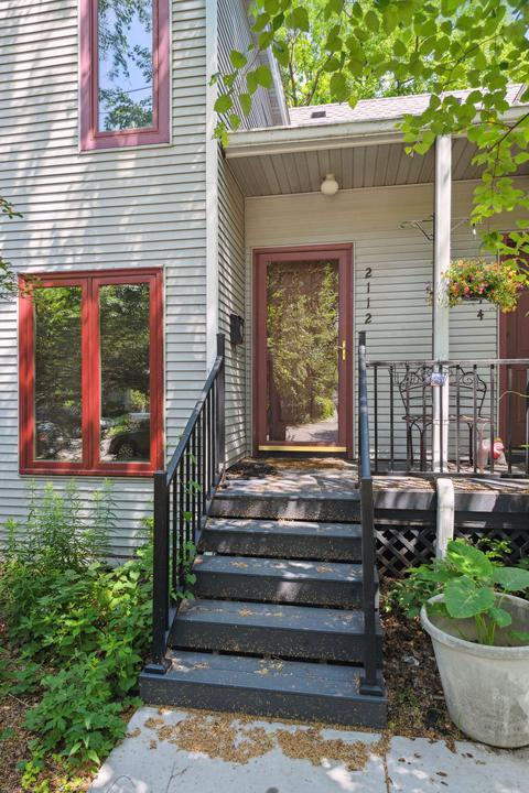 2112 E 22nd St, Minneapolis, MN 55404