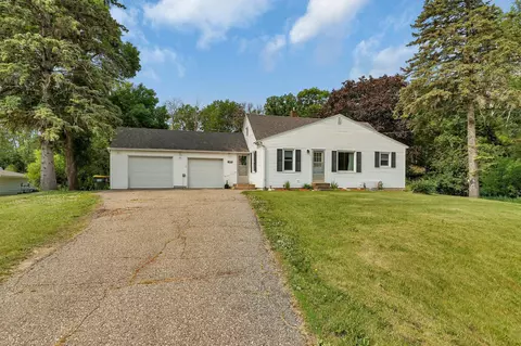 19391 Highway 9 NE, New London, MN 56273