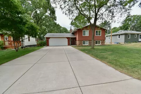306 3rd St N, Sartell, MN 56377