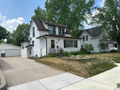 218 Willow St S, Sauk Centre, MN 56378