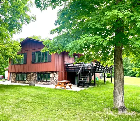 28958 Shoal Lake Dr, Grand Rapids, MN 55744