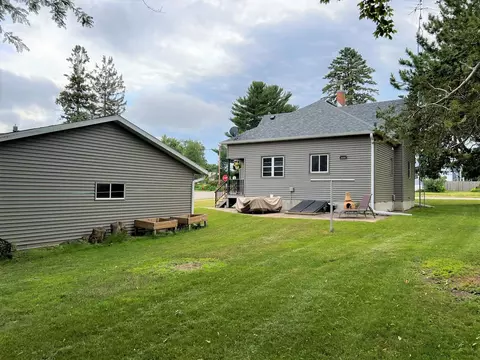 245 4th St SW, Plainview, MN 55964 photo 6