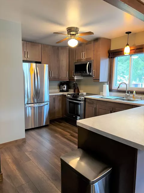 245 4th St SW, Plainview, MN 55964 photo 24