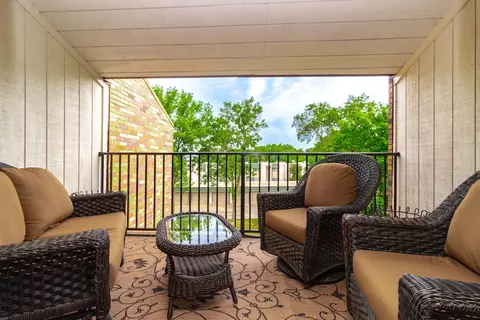 12968 Nicollet Ave #301, Burnsville, MN 55337