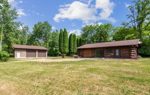 2201 Goose Lake Rd, New Richmond, WI 54017