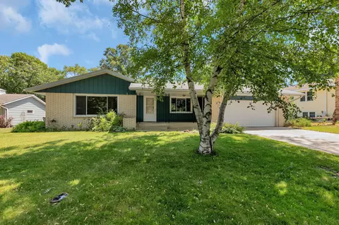 1718 12th Ave SE, Saint Cloud, MN 56304