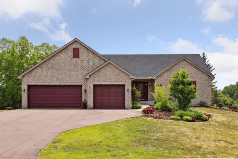 2278 Field Stone Dr, Mendota Heights, MN 55120
