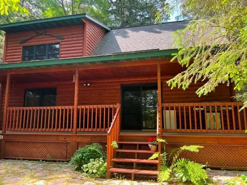 407 27 12 Ave, Cumberland, WI 54829