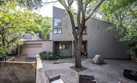 6457 Mccauley Trl S, Edina, MN 55439