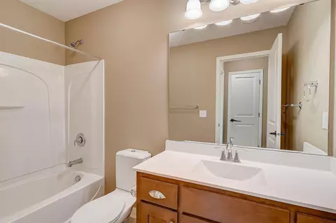 3566 Sawgrass Trl E, Eagan, MN 55123 photo 29