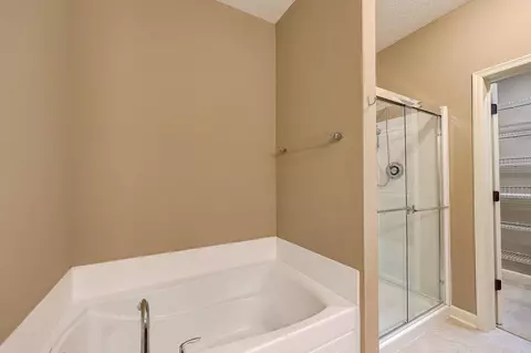 3566 Sawgrass Trl E, Eagan, MN 55123 photo 20
