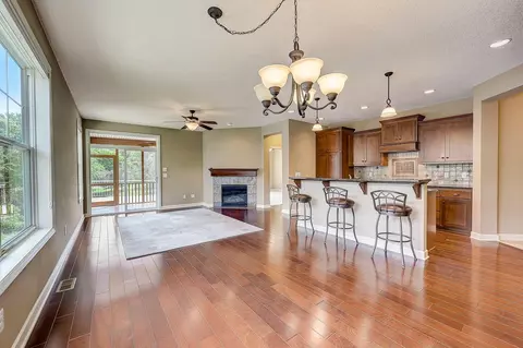 3566 Sawgrass Trl E, Eagan, MN 55123 photo 8