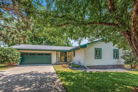 6124 Perry Ave N, Brooklyn Center, MN 55429