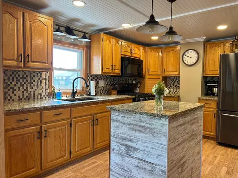 340 1st Ave NW, Plainview, MN 55964 photo 9