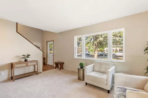 7658 Greenfield Ave, Mounds View, MN 55112