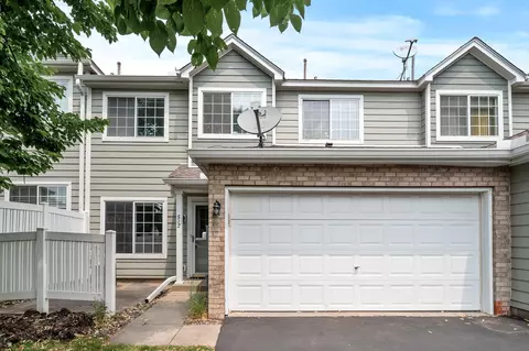512 Mariner Way, Woodbury, MN 55129