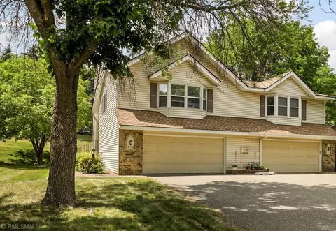 400 Upper Wood Way, Burnsville, MN 55337