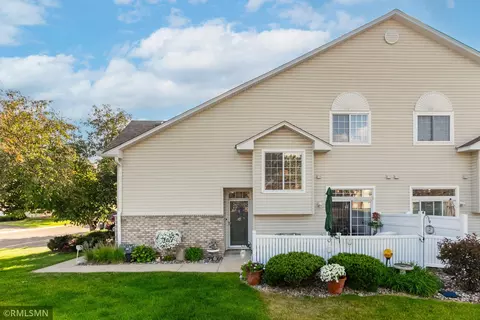 15561 Garnet Way #66, Apple Valley, MN 55124