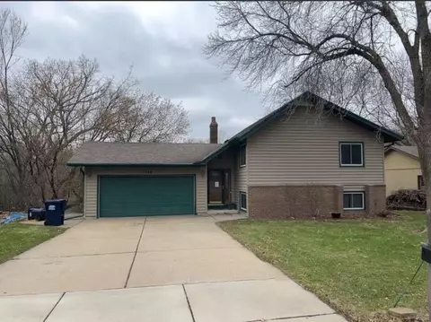 1759 Walnut Ln, Eagan, MN 55122