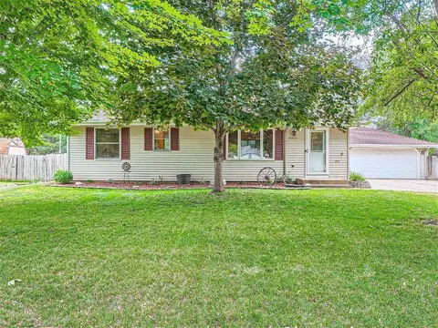 14910 Dallara Ave W, Rosemount, MN 55068