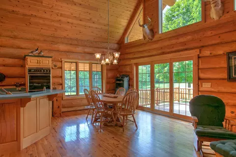 2488 349th Ave NW, Cambridge, MN 55008