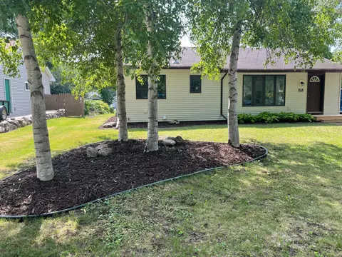 848 Home Pl, Faribault, MN 55021