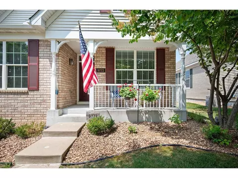 9772 Gable Dr, Eden Prairie, MN 55347