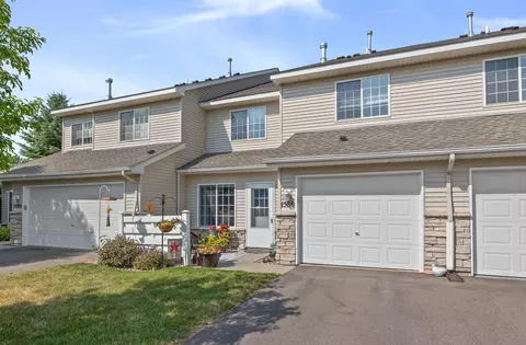 1586 Serenity Ln, Waconia, MN 55387