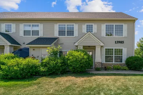 13905 52nd Ave N #704, Plymouth, MN 55446