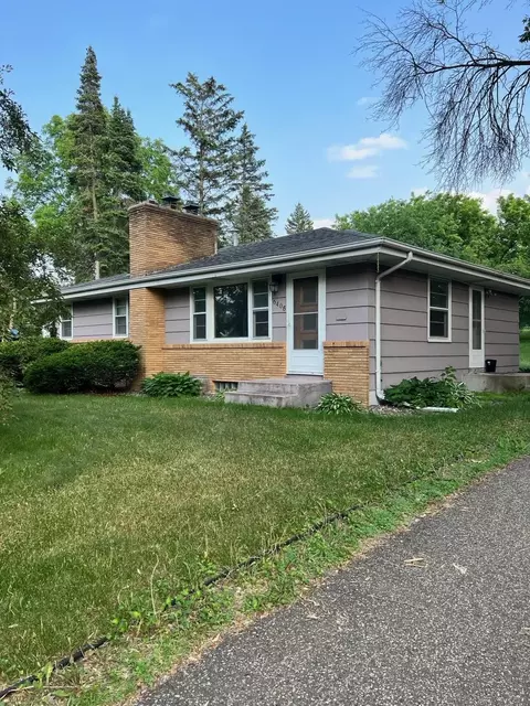 6405 Phoenix St, Golden Valley, MN 55427