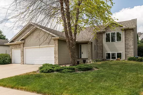 1710 Juniper Ln SW, Rochester, MN 55902