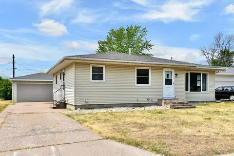 855 49th Ave, Goodview, MN 55987