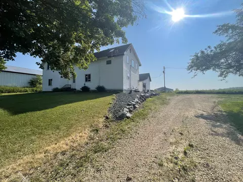 n5062 County Road S, Elmwood, WI 54740