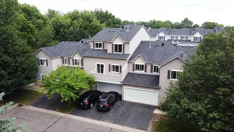 6702 Meadow Grass Ln S, Cottage Grove, MN 55016