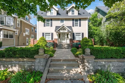 1924 James Ave S, Minneapolis, MN 55403