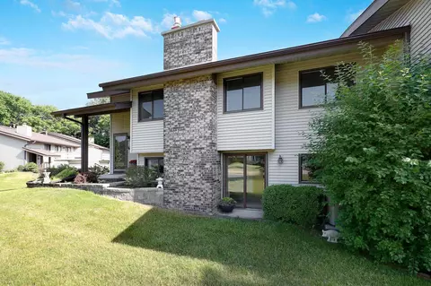 7160 W 113th St, Bloomington, MN 55438