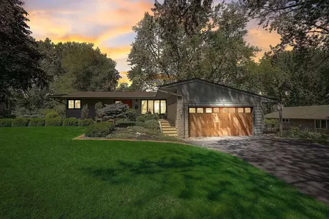 201 Burntside Dr, Golden Valley, MN 55422