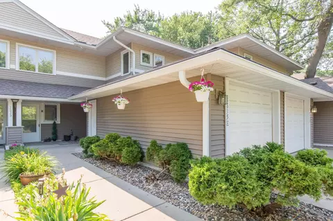 3635 Saint Francis Way #F, Eagan, MN 55123