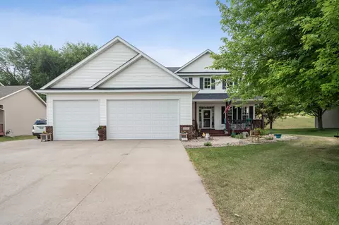229 E Century St, Belle Plaine, MN 56011