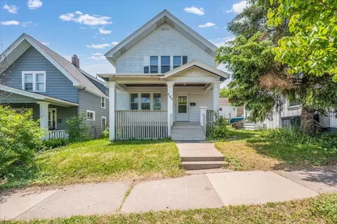 919 N 9th Ave E, Duluth, MN 55805