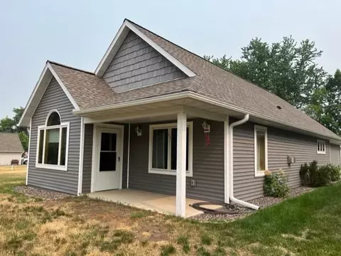 109 Pearl St #7, Balsam Lake, WI 54810